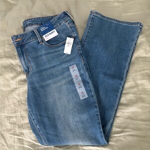 NWT Old Navy mid-rise kicker boot-cut